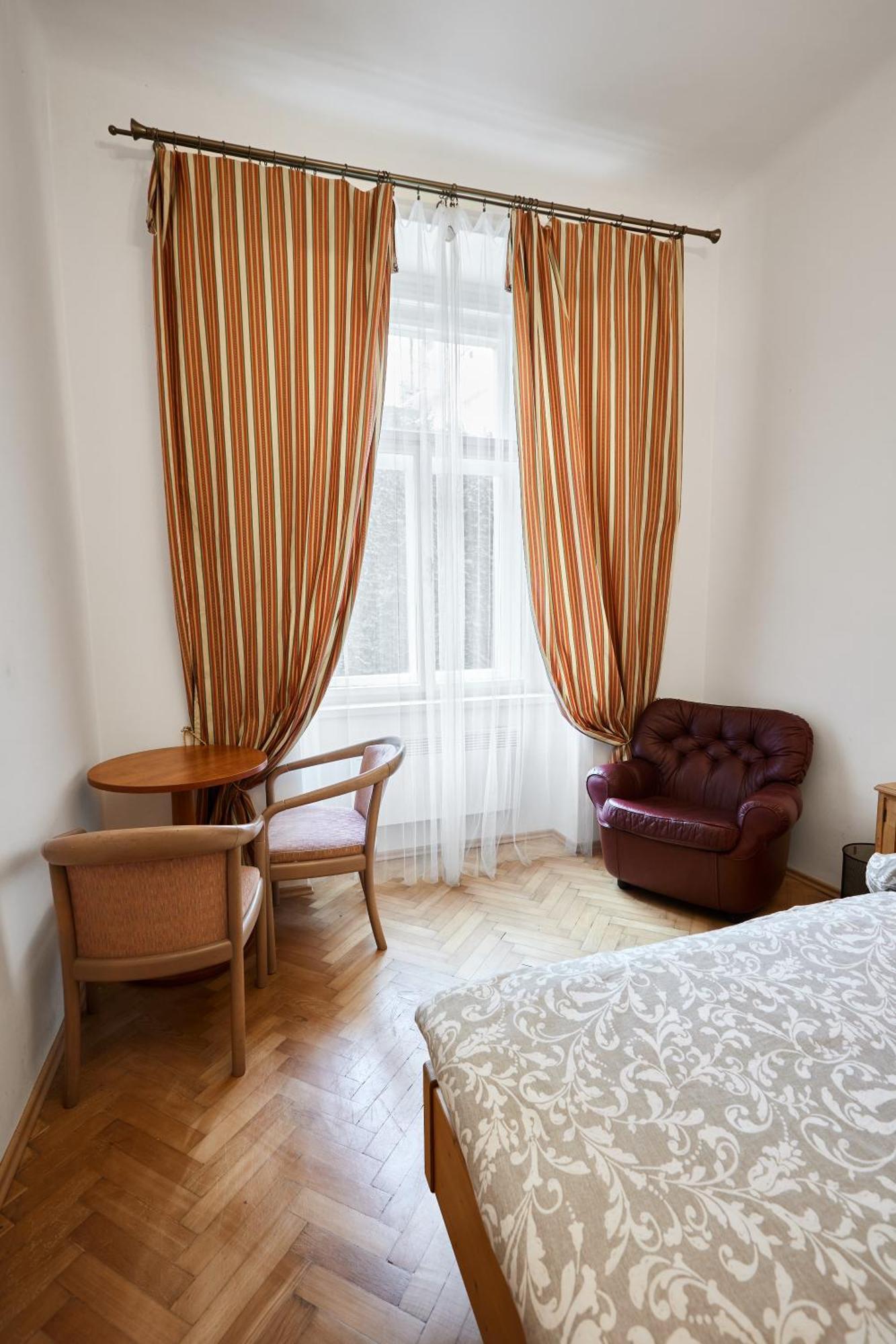 Old Town & Parking Assistance Apartment Prague Luaran gambar