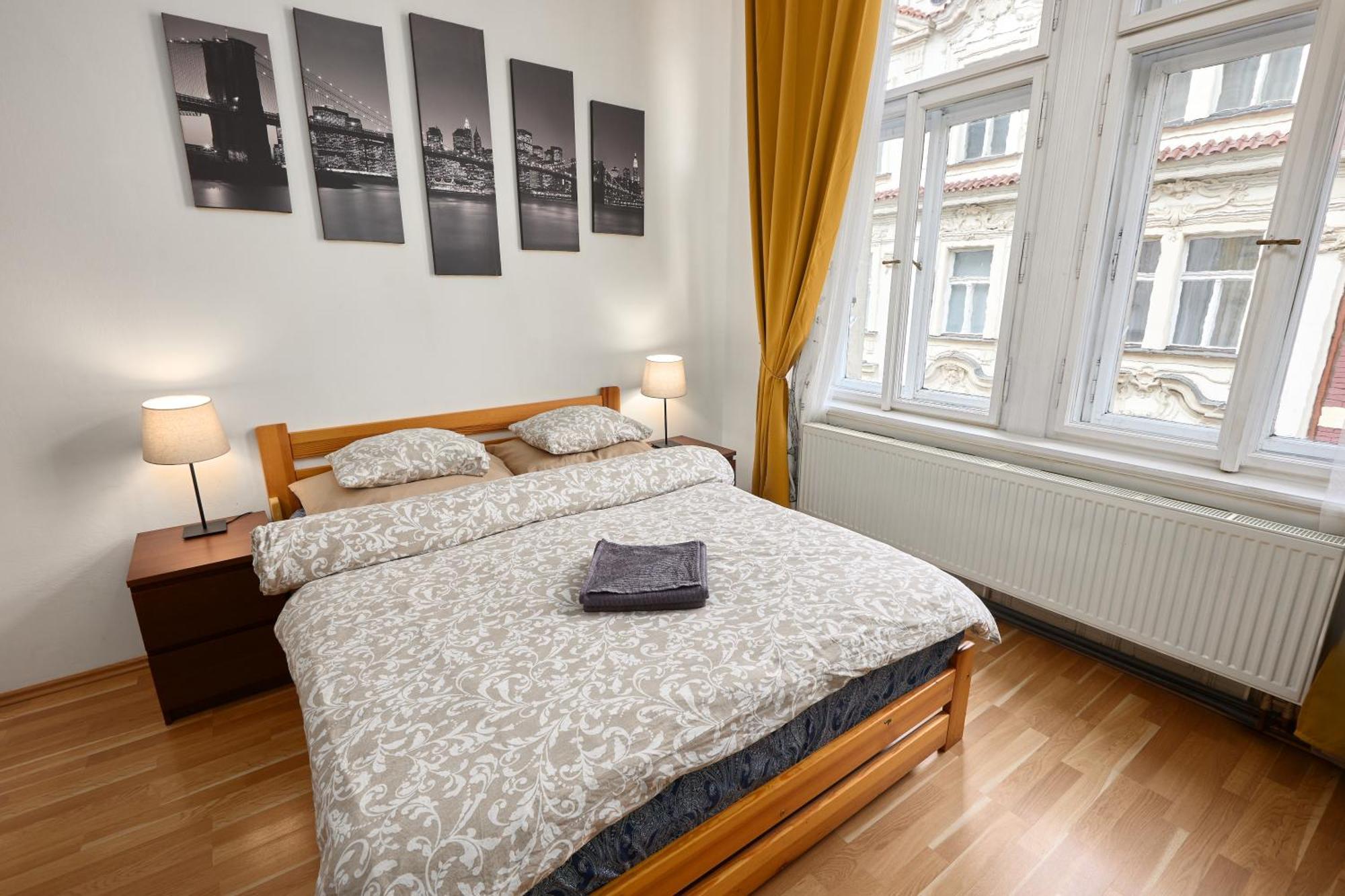 Old Town & Parking Assistance Apartment Prague Luaran gambar